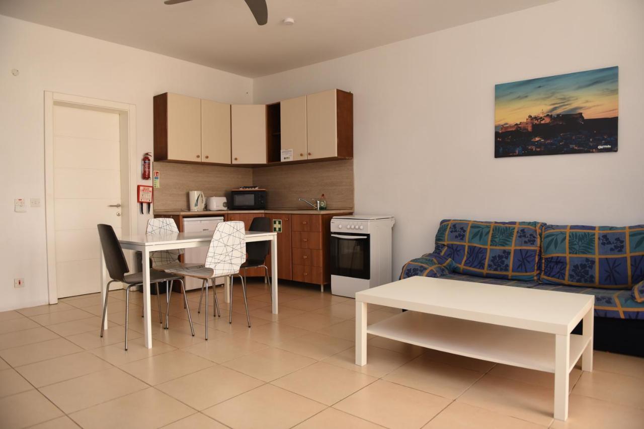 Hortensia Studio Apartment St. Paul's Bay Exterior photo